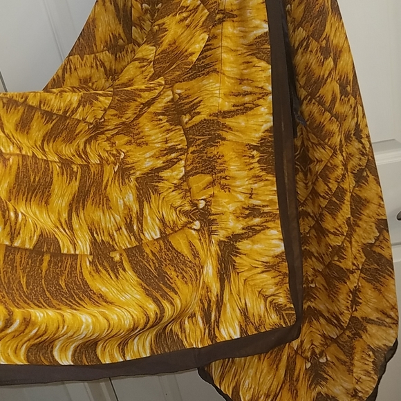 Dress light - Picture 2 of 8